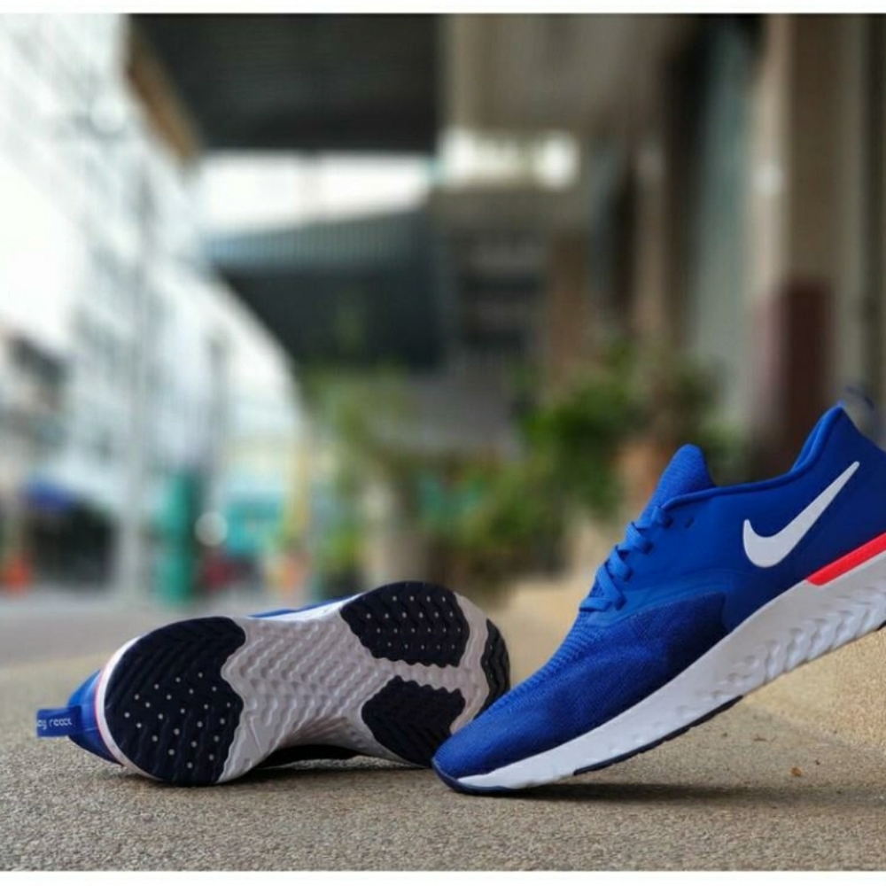 Nike odyssey shoes